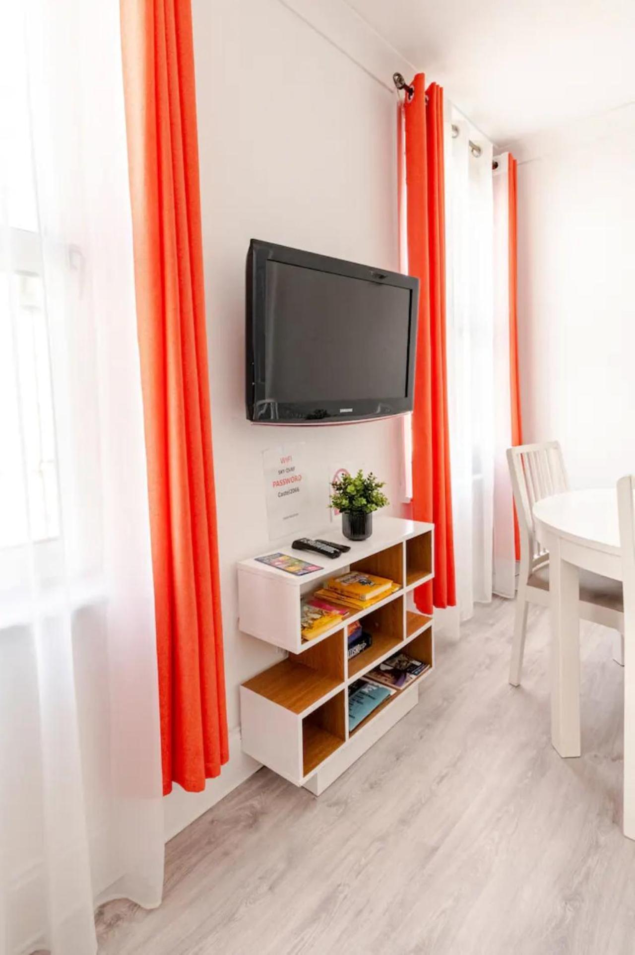 Castle View 2 Bedroom Apartment In Town Centre Хейстингс Екстериор снимка